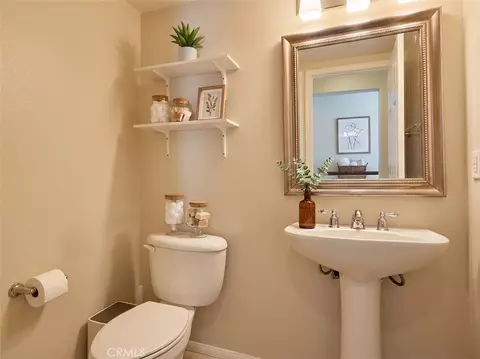 Bath - 5 Quartz, Ladera Ranch, CA 92694 photo 1 of 6