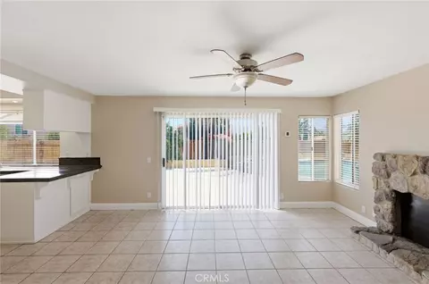 Living - 1075 Will, Hemet, CA 92545 photo 6 of 7