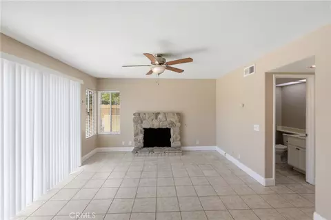 Living - 1075 Will, Hemet, CA 92545 photo 3 of 7