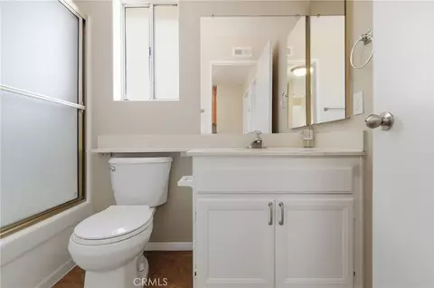 Bath - 1075 Will, Hemet, CA 92545 photo 2 of 3