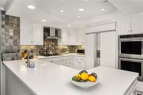 Kitchen - 57 Emerald, Irvine, CA 92614 photo 4 of 7