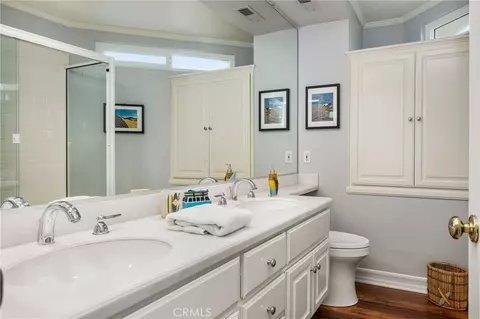 Bath - 57 Emerald, Irvine, CA 92614 photo 8 of 10