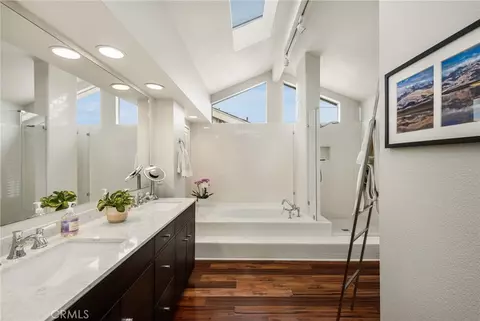 Bath - 57 Emerald, Irvine, CA 92614 photo 1 of 10