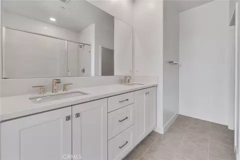 Bath - 160 Restore, Irvine, CA 92618 photo 3 of 5