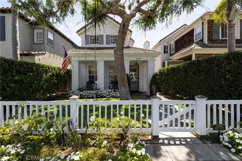 2001 Haven, Newport Beach, CA 92663