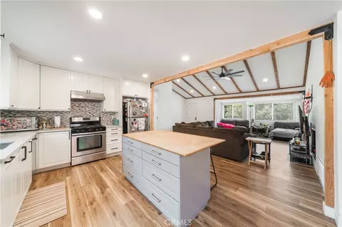 Kitchen - 464 E Kalmia, Fallbrook, CA 92028 photo 2 of 2