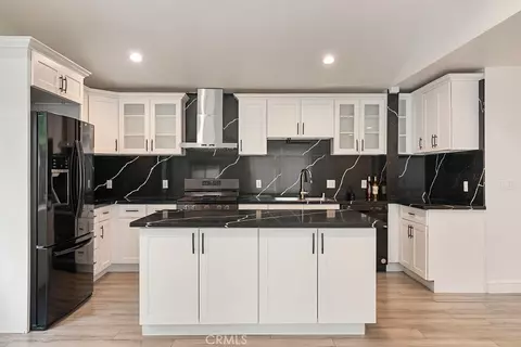 Kitchen - 18646 Ingomar, Reseda, CA 91335 photo 2 of 4