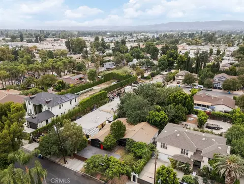 View/Area - 18646 Ingomar, Reseda, CA 91335 photo 2 of 9