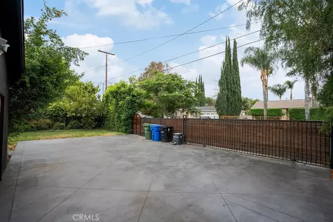 Exterior - 18646 Ingomar, Reseda, CA 91335 photo 7 of 16
