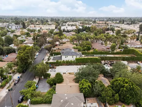 View/Area - 18646 Ingomar, Reseda, CA 91335 photo 3 of 9