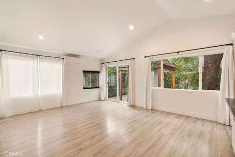 Living - 18646 Ingomar, Reseda, CA 91335 photo 3 of 11