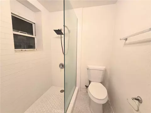 Bath - 455 E Ocean Blvd #515, Long Beach, CA 90802 photo 2 of 2