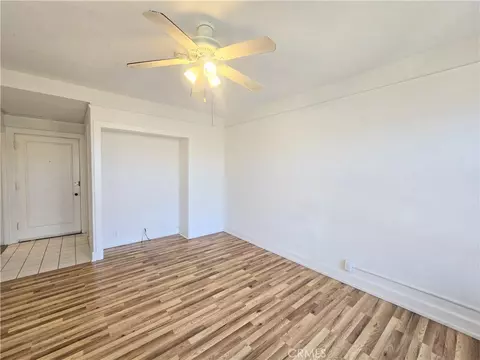 Living - 455 E Ocean Blvd #515, Long Beach, CA 90802 photo 3 of 5