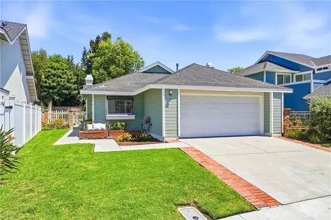 17 Jasmine Crk, Laguna Hills, CA 92653
