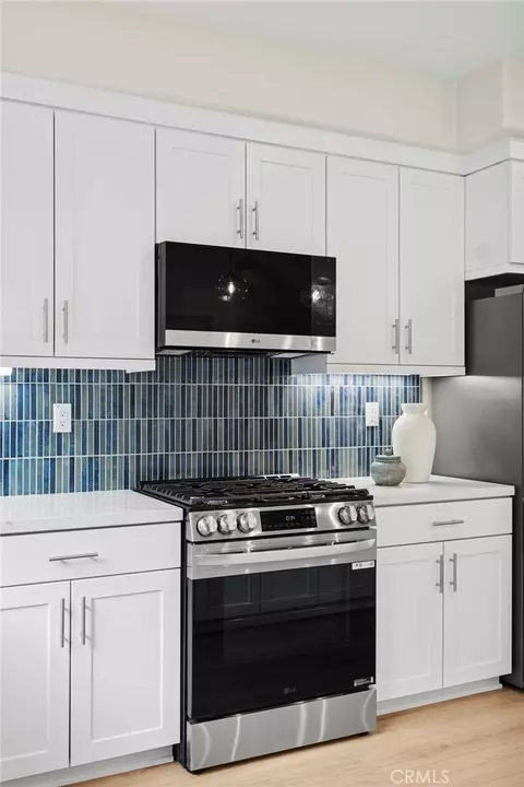 Kitchen - 641 E Mission Blvd, Pomona, CA 91766 photo 4 of 4