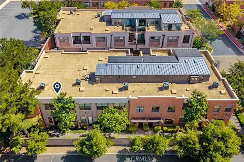 View/Area - 551 W Maple Ave, Orange, CA 92868 photo 1 of 2