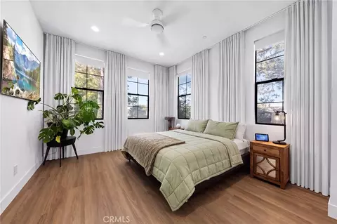 Bedroom - 551 W Maple Ave, Orange, CA 92868 photo 1 of 3