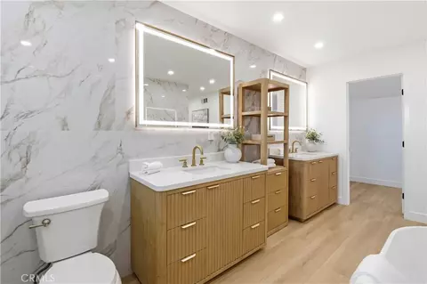 Bath - 4334 E Ruth Pl, Orange, CA 92869 photo 6 of 7