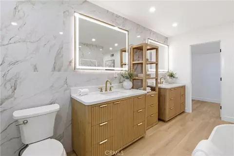 Bath - 4334 E Ruth Pl, Orange, CA 92869 photo 6 of 7