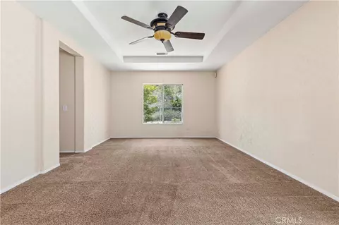 Living - 28549 Silverking Trl, Santa Clarita, CA 91390 photo 10 of 10