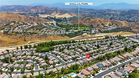 View/Area - 28549 Silverking Trl, Santa Clarita, CA 91390 photo 12 of 19