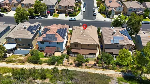 View/Area - 28549 Silverking Trl, Santa Clarita, CA 91390 photo 3 of 19