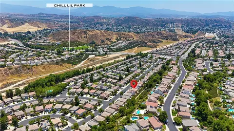 View/Area - 28549 Silverking Trl, Santa Clarita, CA 91390 photo 13 of 19