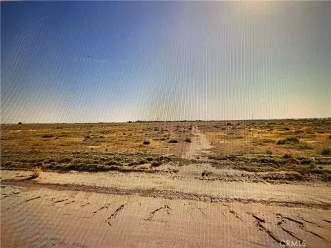 60 Kettering, Lancaster, CA 93535 photo 4