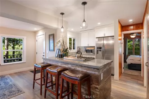 Kitchen - 270 Flower Dr, Lake Arrowhead, CA 92352 photo 1 of 6