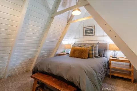 Bedroom - 270 Flower Dr, Lake Arrowhead, CA 92352 photo 5 of 8