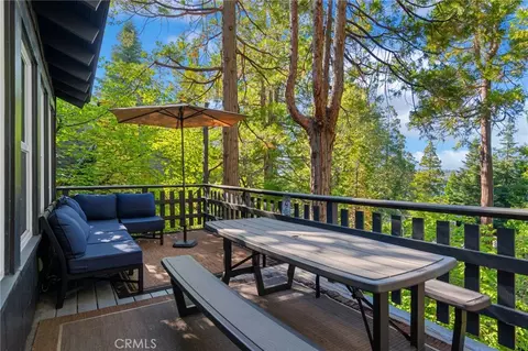 Exterior - 270 Flower Dr, Lake Arrowhead, CA 92352 photo 2 of 5