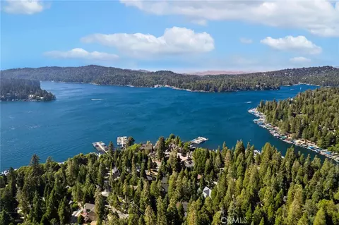 View/Area - 270 Flower Dr, Lake Arrowhead, CA 92352 photo 5 of 7