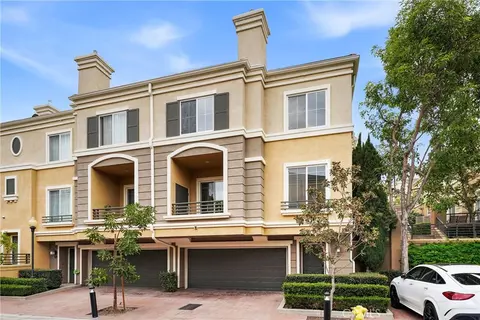 3407 S Main #L, Santa Ana, CA 92707