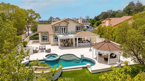 4 Field Pt, Dove Canyon, CA 92679