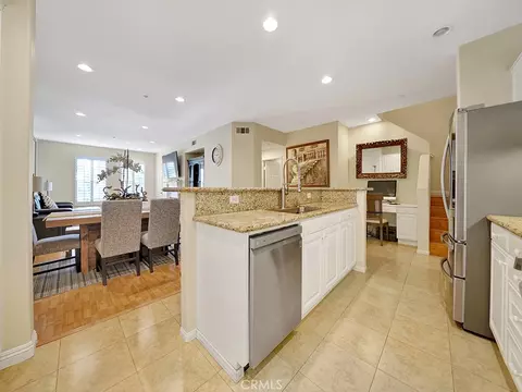 Kitchen - 95 Duet, Irvine, CA 92603 photo 5 of 5
