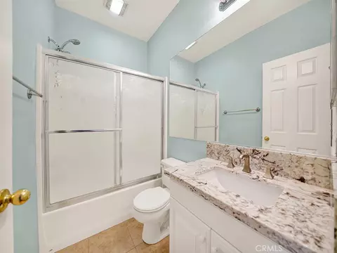 Bath - 95 Duet, Irvine, CA 92603 photo 2 of 3