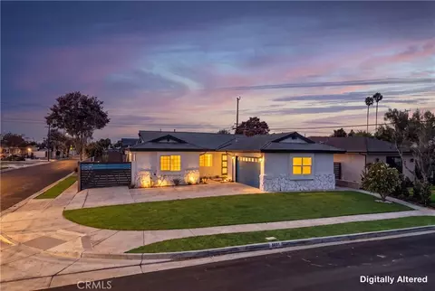 6091 Shelly, Huntington Beach, CA 92647