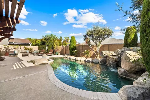 6792 Loyola Dr, Huntington Beach, CA 92647