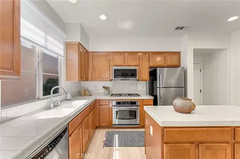 Kitchen - 76 Canal, Irvine, CA 92620 photo 3 of 3