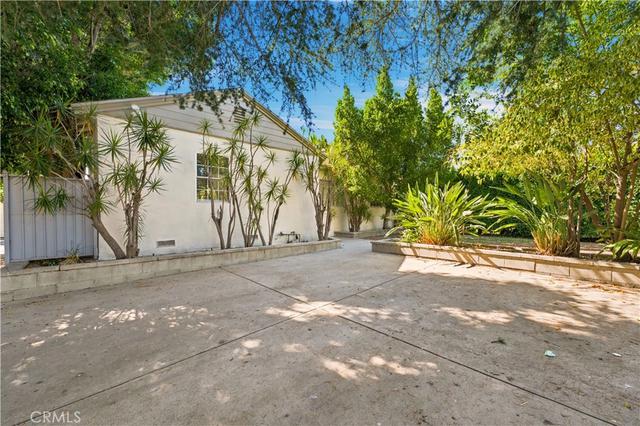 7721 Ethel Ave, North Hollywood, CA 91605