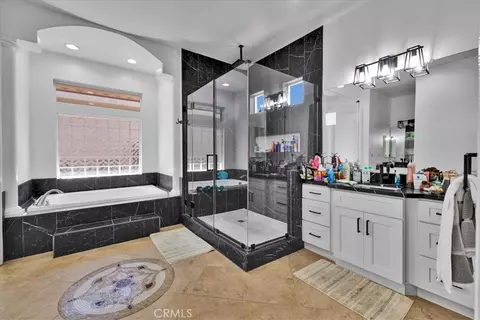 Bath - 16176 Graceful Ct, Riverside, CA 92504 photo 1 of 6
