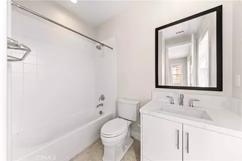 Bath - 100 Walworth, Lake Forest, CA 92630 photo 7 of 8