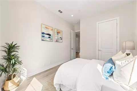 Bedroom - 100 Walworth, Lake Forest, CA 92630 photo 2 of 10