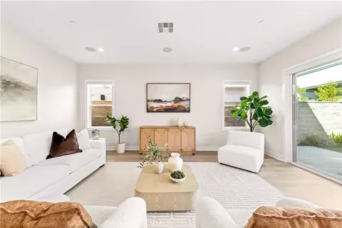 Living - 100 Walworth, Lake Forest, CA 92630 photo 1 of 2