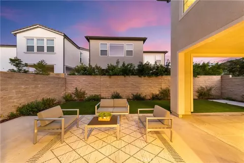 Exterior - 100 Walworth, Lake Forest, CA 92630 photo 12 of 15
