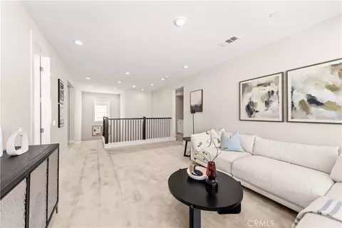 Entry Way - 100 Walworth, Lake Forest, CA 92630 photo 7 of 8