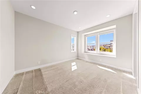 Bedroom - 100 Walworth, Lake Forest, CA 92630 photo 8 of 10