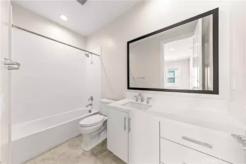Bath - 100 Walworth, Lake Forest, CA 92630 photo 6 of 8