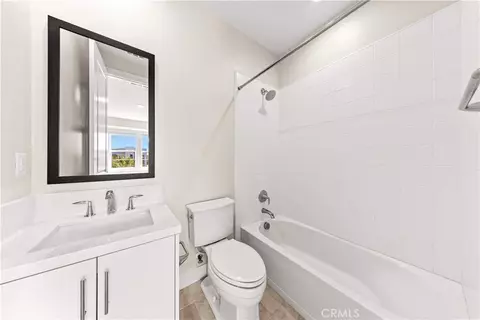 Bath - 100 Walworth, Lake Forest, CA 92630 photo 8 of 8