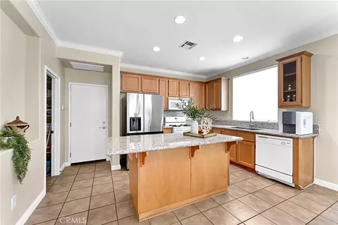 Kitchen - 4244 Windspring, Corona, CA 92883 photo 3 of 3